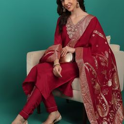 NEW ETHNIC 4 YOU Women Floral Embroidered Regular Kurti with Trousers & With Dupatta-image-96