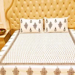 Plarsh Comfort White & Black Floral 400 TC King Bedsheet with 2 Pillow Covers-picture-1