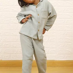 Snuggly Spaces Kids-Unisex Green Nightdress-image-76