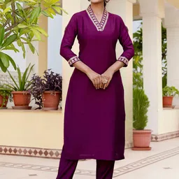 Navlik Floral Yoke Design V-Neck Sequinned Kurta With Trousers & Dupatta-picture-8