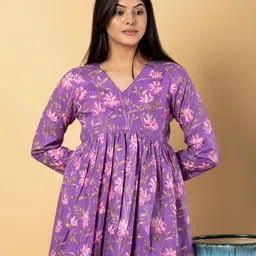 BAESD Floral Printed Regular Peplum Top-image-6