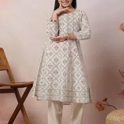 KYDZI Girls Floral Printed Regular Gotta Patti Pure Cotton Kurta with Trousers-picture-57