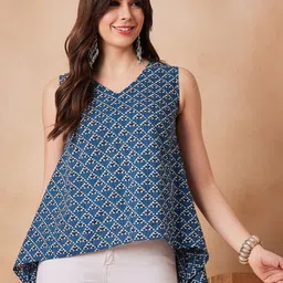 InWeave Geometric Print Cotton Top-image-40