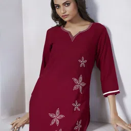 CANIZZARO Women Embellished Floral Kurta-image-43