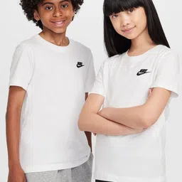 Nike Sportswear Older Kids' T-Shirt-image-40