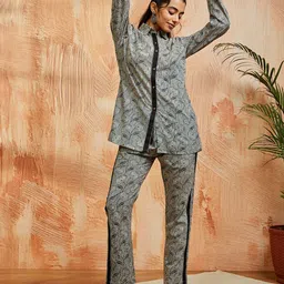 VASTRAMAY Printed Shirt Collar Cotton Shirt With Trousers Co-Ords-image-45