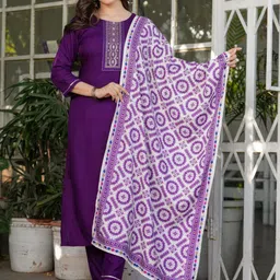 Lilots Women Ethnic Motifs Yoke Design Regular Sequinned Kurta with Trousers & With Dupatta-picture-12