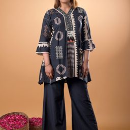 Mamicha Printed Pure Cotton V-Neck Tunic With Palazzo Co-Ords-image-50