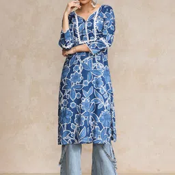 Varanga Floral Printed Sweetheart Neck Straight Cotton Kurta-image-61