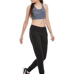 PERF Bra Half Coverage image 4