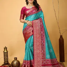 KAYOMMI Woven Design Bandhani Zari Kanjeevaram Saree-image-32