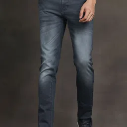 Turtle Men Narrow Tapered Fit Mid-Rise Light Fade Stretchable Jeans-image-40
