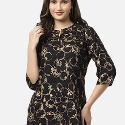 PALSIYA PRESENTS Printed Mandarin Collar Top-picture-29