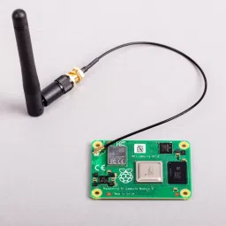 Compute Module 4 Antenna Kit image 2