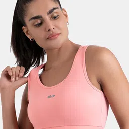 STRCH Bra Medium Coverage image 1