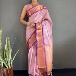 AQUILIQ Woven Design Kanjeevaram Saree With Unstitched Blouse Piece-19