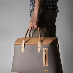 Oblique Large Casual Duffel Bag image 2