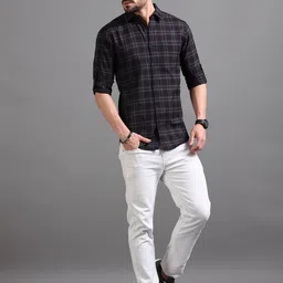 Provogue Men Straight Tartan Checks Opaque Checked Casual Shirt-image-95