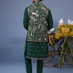KALPRAAG Men Floral Embroidered Regular Sequinned Kurta with Trousers & With Dupatta image 5