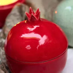 WEAVING HOMES Red Vanilla Scented Candle-image-99