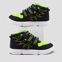 BAESD Girls Textured Round Toe Lightweight Sneakers-image-43