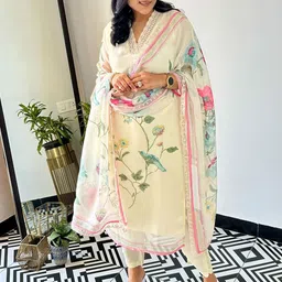 Royal Export Floral Printed Thread Work Kurta with Trouser & Dupatta image 5