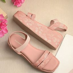 CLOG LONDON Women Textured Wedge Sandals-27
