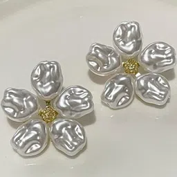 AKISON JEWELS Floral Studs Earrings-image-17