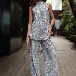 Svamsa Women Printed Top & Trouser-image-11