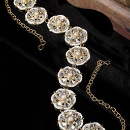 KARATCART Gold Plated Kundan Studded Sheeshphool-image-38