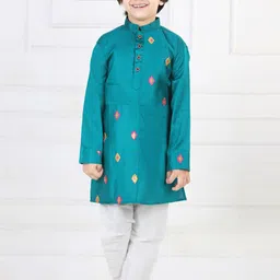 Here&Now X Kinder Kids Boys Embroidered Regular Pure Cotton Kurta with Pyjamas-42