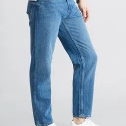 Snitch Men Solid Relaxed Fit Mid-Rise Light Fade Jeans-image-54