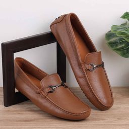 Metro Men Leather Loafers-picture-44