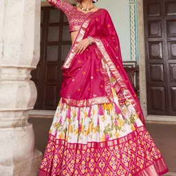 APNISHA Printed Ready to Wear Lehenga & Unstitched Blouse With Dupatta image 3