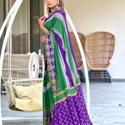 LeeliPeeri Designer Striped Printed Block Print Saree image 3