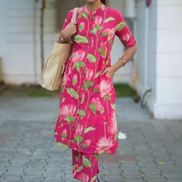 DIVASTRI Floral Printed Straight Kurta With Trousers-image-70