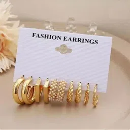 Balasundri Contemporary Studs Earrings image 5