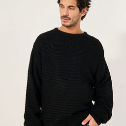 Styli Men Waffle Textured Relaxed Fit Crew Neck Sweater-image-83