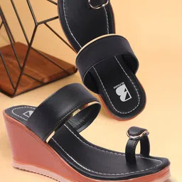 Be Found Women Wedge Heel Sandals-picture-12