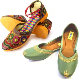 Combo of Punjabi jutti and Multicolor sandal, Jutis For Women-65