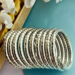Sangria Silver Plated Stone Studded Jewellery Set-33