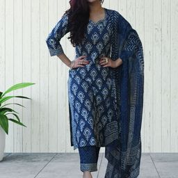 Moda Rapido Women Floral Printed Regular Kurta with Trousers & With Dupatta-45