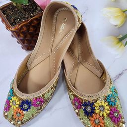Fulkari Women Ethnic Leather Mojaris Flats-picture-3