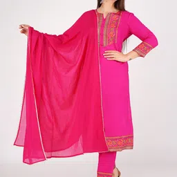 rf clothes Paisley Printed Notch Neck Straight Kurta With Trousers & Dupatta-image-19