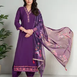 SZN Floral Printed Straight Beads & Stones Kurta With Trousers & Dupatta-picture-41