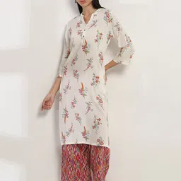 Rangriti Women Floral Printed Regular Kurta with Palazzos-image-12