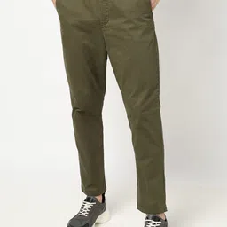 GAP Men Classic Regular Fit Mid-Rise Flat-Front Drawstring Regular Trousers-image-9