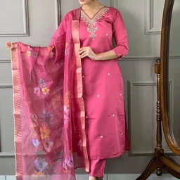 BAESD Ethnic Motifs Embroidered V-Neck Straight Kurta With Trousers & Dupatta-picture-11
