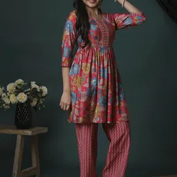 Globus Printed Three Quarter Sleeve Tunic & Trouser Co-Ords-picture-21