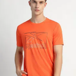 Reebok Men Solid Round Neck T-shirt-image-41